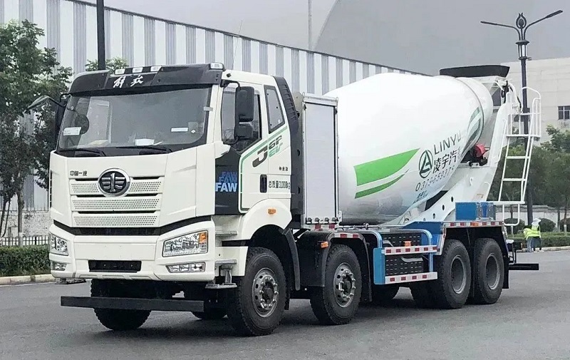 新能源攪拌車的特點(diǎn)有哪些？?jī)?yōu)勢(shì)全解析！