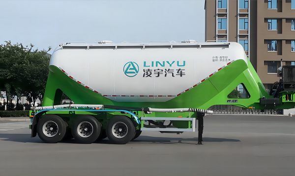 35方超輕立式粉罐半掛車的優(yōu)勢和特點(diǎn)是什么？